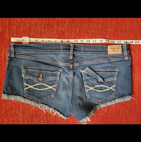 Abercrombie &Fitch midrise denim - Picture 3 of 7